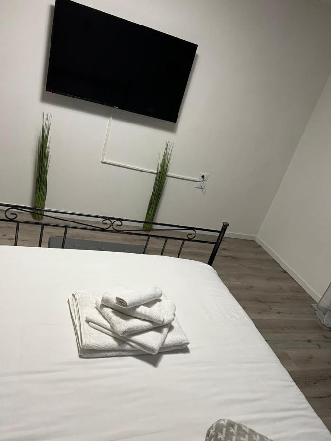 B&B Clesio & Residence Buonconsiglio Apartments Тренто Экстерьер фото