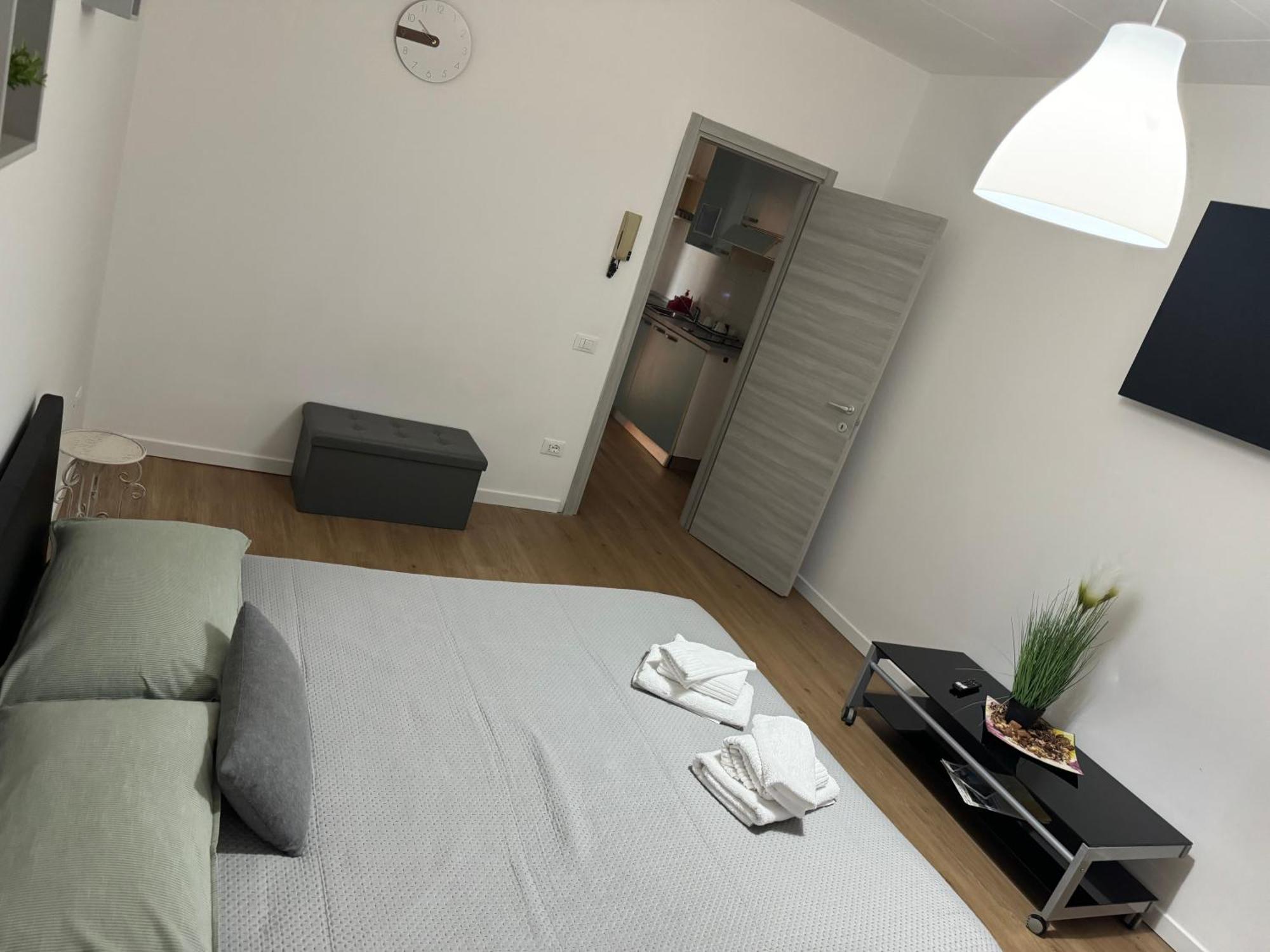 B&B Clesio & Residence Buonconsiglio Apartments Тренто Экстерьер фото